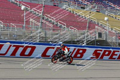 media/Aug-27-2022-Fastrack Riders (Sat) [[c588535105]]/Level 1/Session 1 Start Finish/